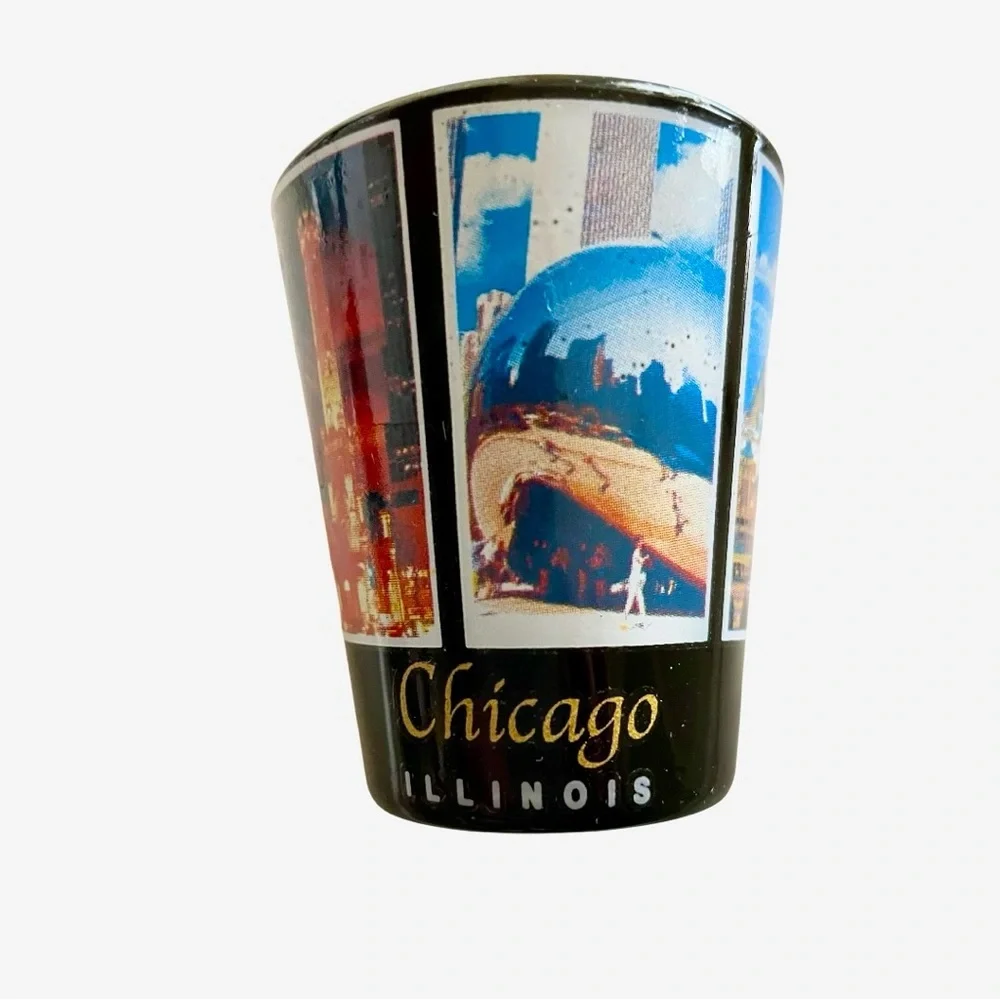 Chicago Illinois Souvenir Vintage Shot Glass